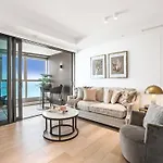 Luxury Jewel Beachfront King Suite