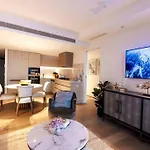 Luxury Jewel Beachfront King Suite