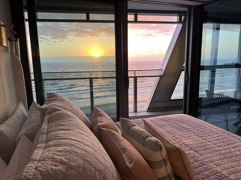 Luxury Jewel Beachfront King